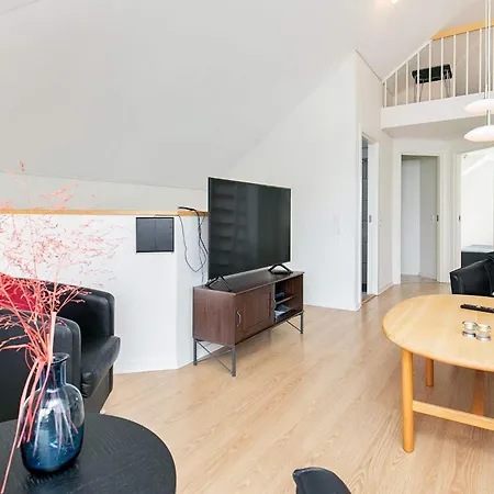 Xxxvi Apartment *